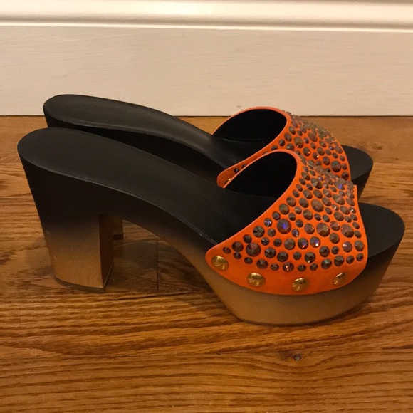 Giuseppe Zanotti Orange Sequin Block Heel Sandals - Picture 5 of 8